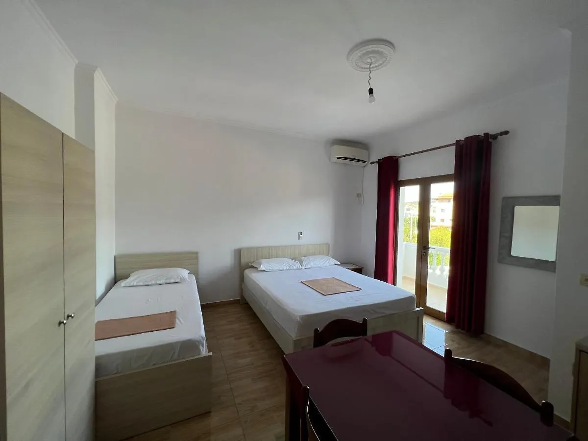 Vila Sidi Ksamil 0*,  Albania