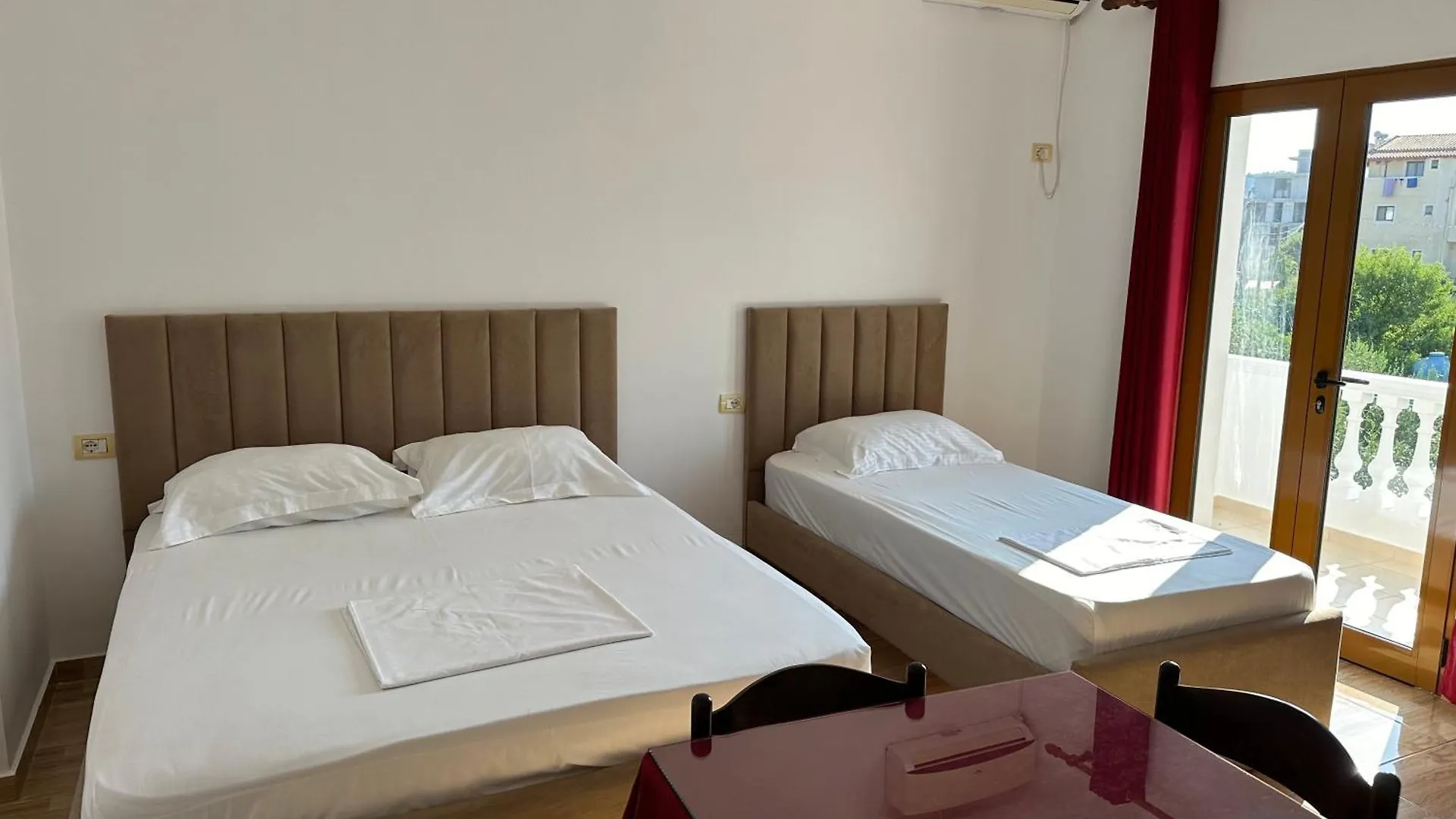 Vila Sidi Ksamil Albania